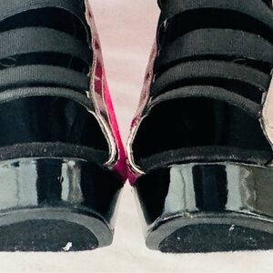 Stylish Black and Pink Women's Shoes